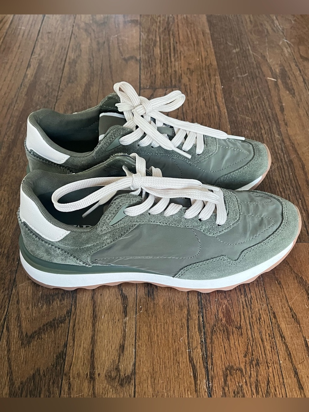 Zara Women's Sage Green and White Lace-Up Sneakers